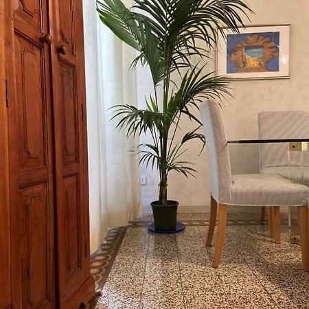 Maison Just Elle Florence Luaran gambar